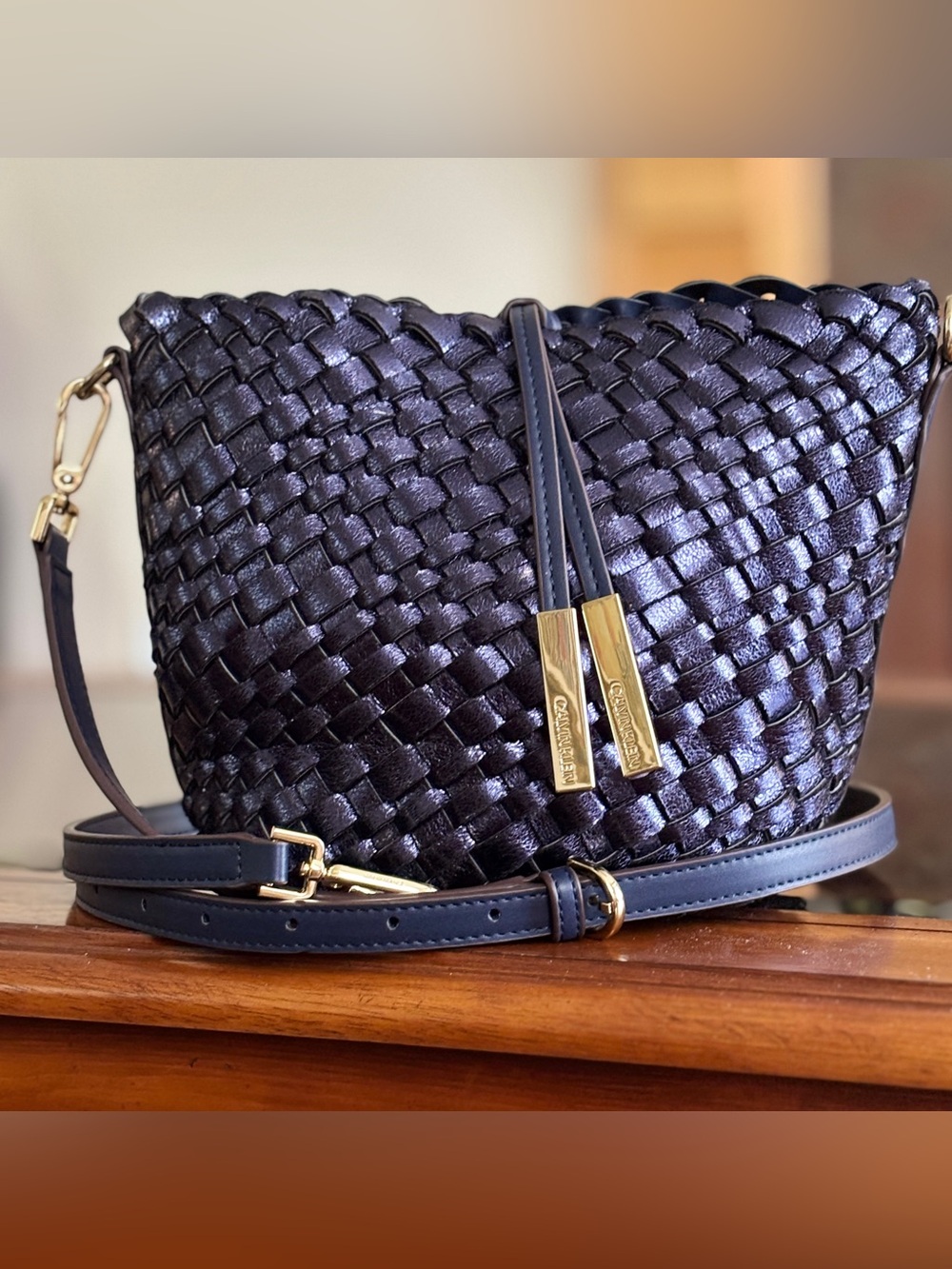 Calvin Klein Reversible Navy/Metallic Navy Woven Vegan Leather Crossbody Bag - Picture 9 of 12